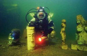 Unterwasserkunst im Krabatstein